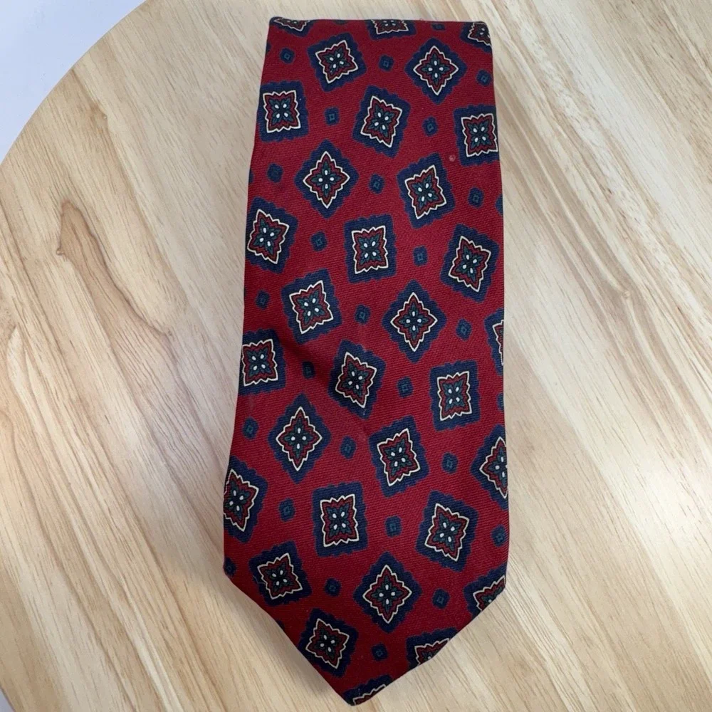 Lands' End Men's Red Blue Geometric Woven Silk Pointed Tie One Size